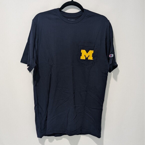 University of Michigan T-shirts | 2 Pack | Medium - Picture 2 of 5